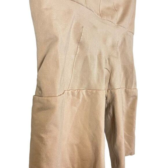 Red Hot Spanx Flat Out Flawless Nude Mid Thigh Shaper Firm Control Shorts sz 1X - Picture 3 of 16